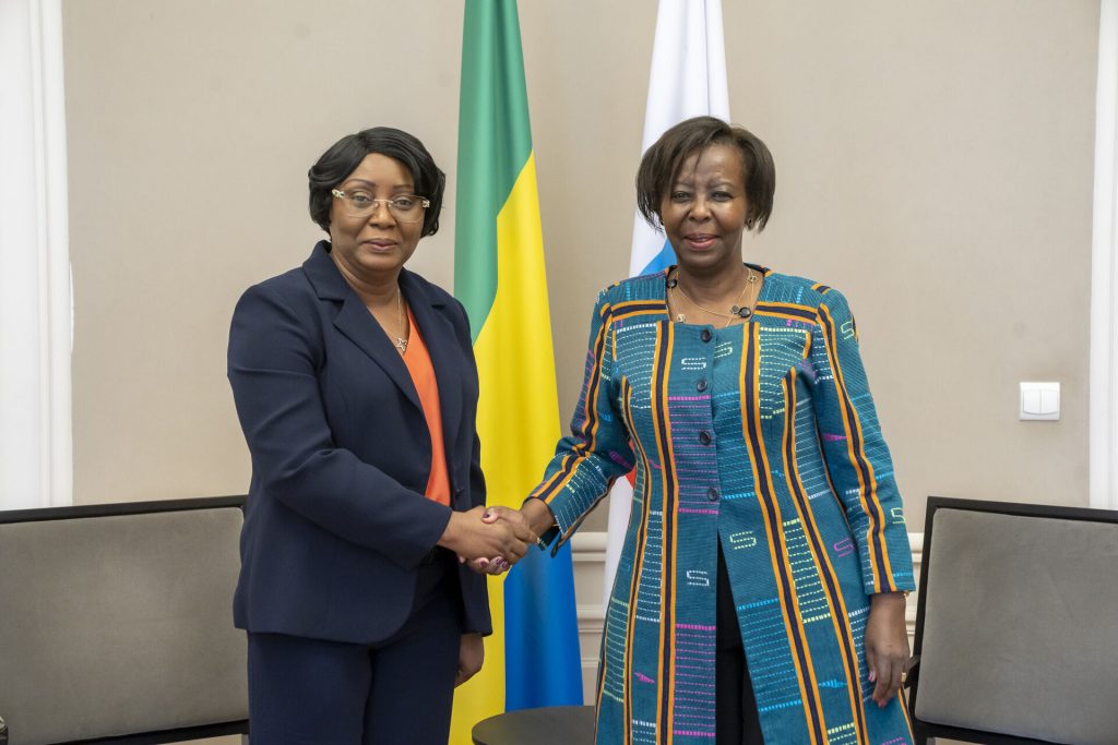 Présentation des Lettres de créance 2